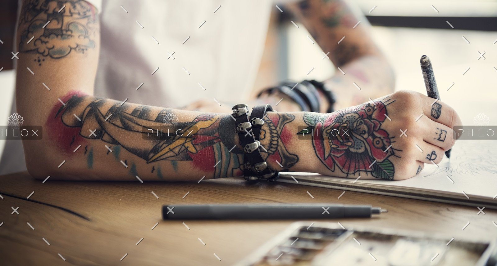 tattoo-woman-creative-ideas-design-inspiration-PJPDDTA1.jpg
